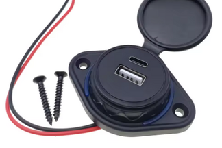 Flush mounted USB Charging Port - Oval - USB type A+C